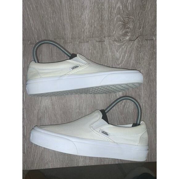 Vans Classic Slip-On Unisex Shoes White Women's Size 6 Casual Skate‎ Sneakers - Picture 4 of 7